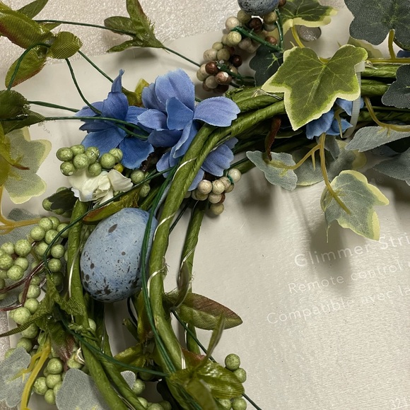 Pier 1 Easter glimmer string garland - Picture 5 of 11